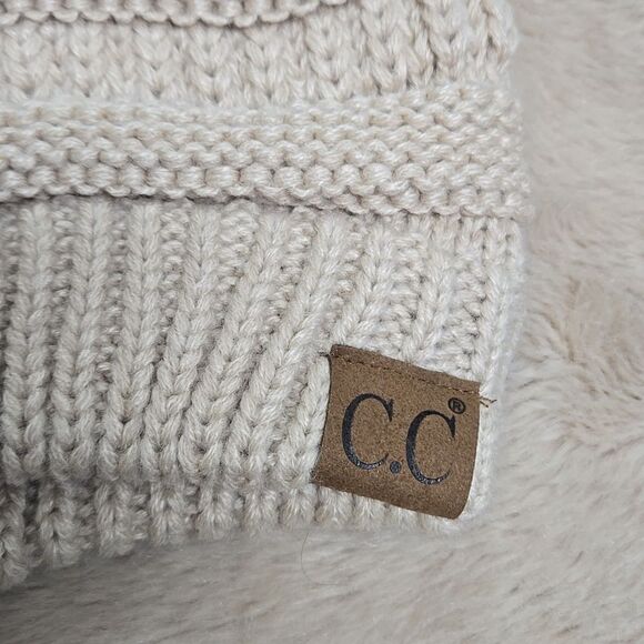 Luxury Divas Thick Slouchy Knit Oversized Beanie Cap Hat - NEW Beige - Picture 2 of 7